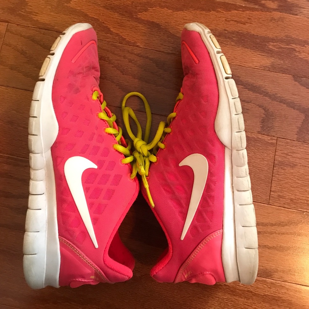 Nike free TR fit pink running shoes